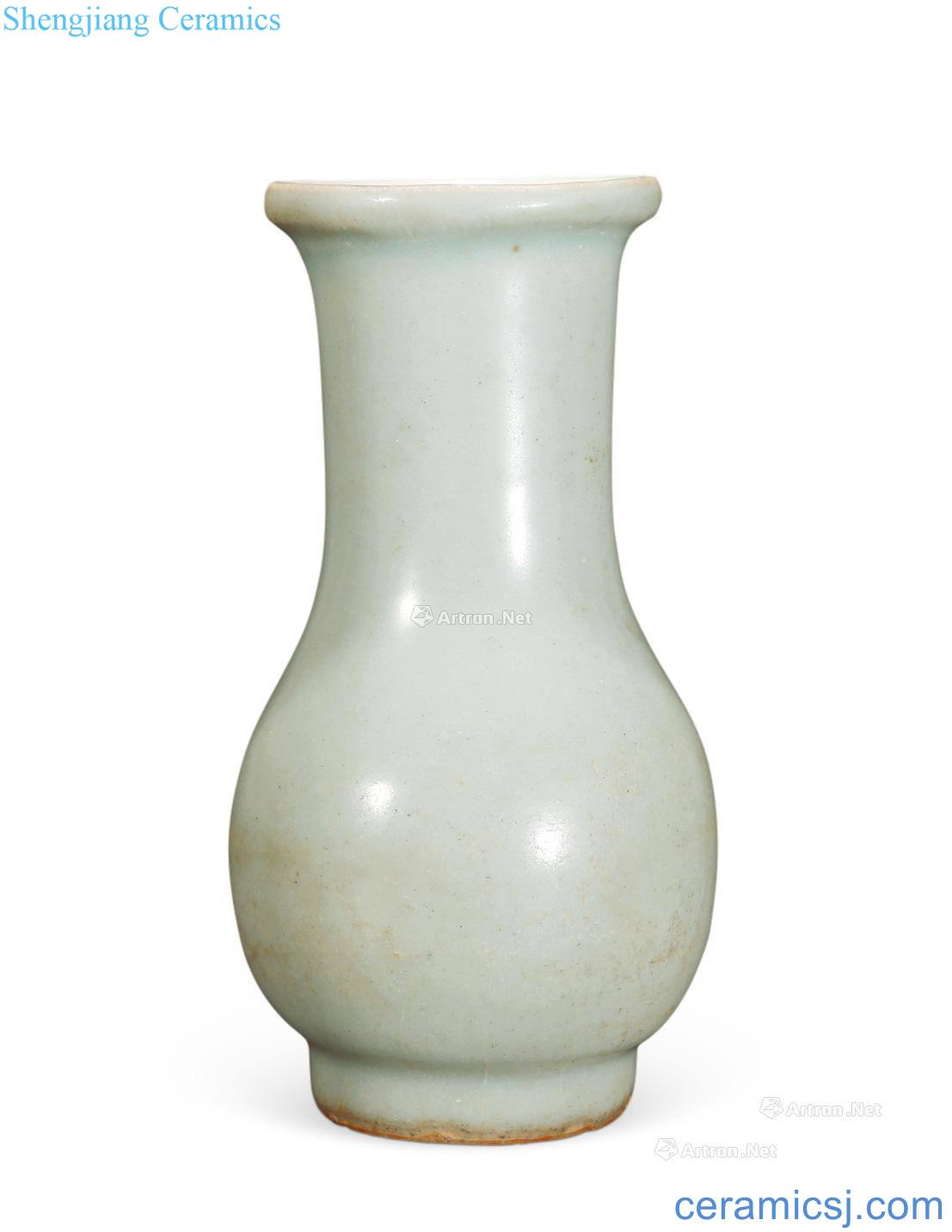 Ming before Longquan celadon straight flask