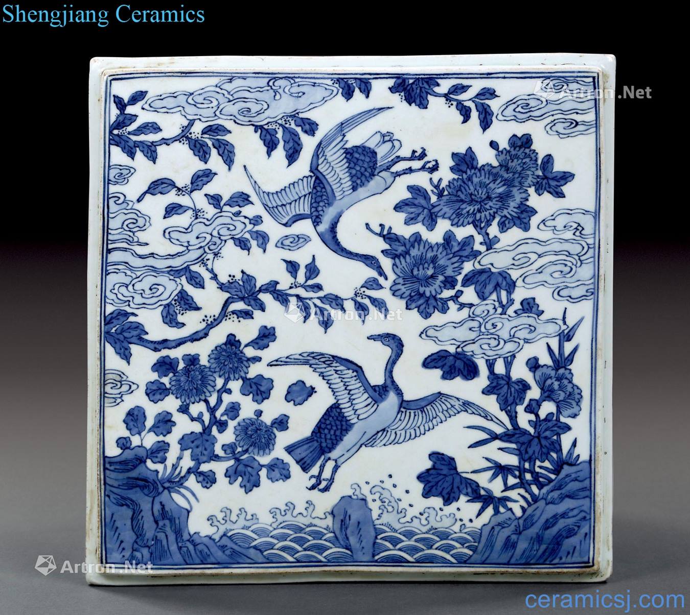 Ming Blue and white flower grain porcelain plate