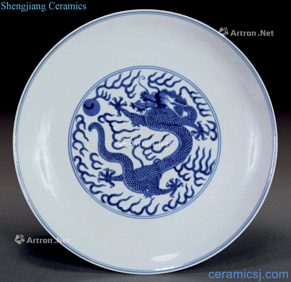 qing Blue and white dragon disc