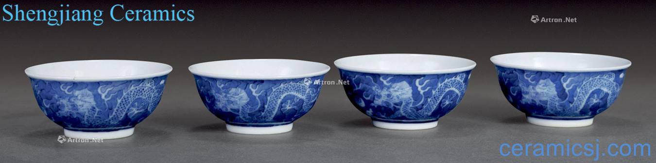 qing Blue and white dragon small cup (four pieces)