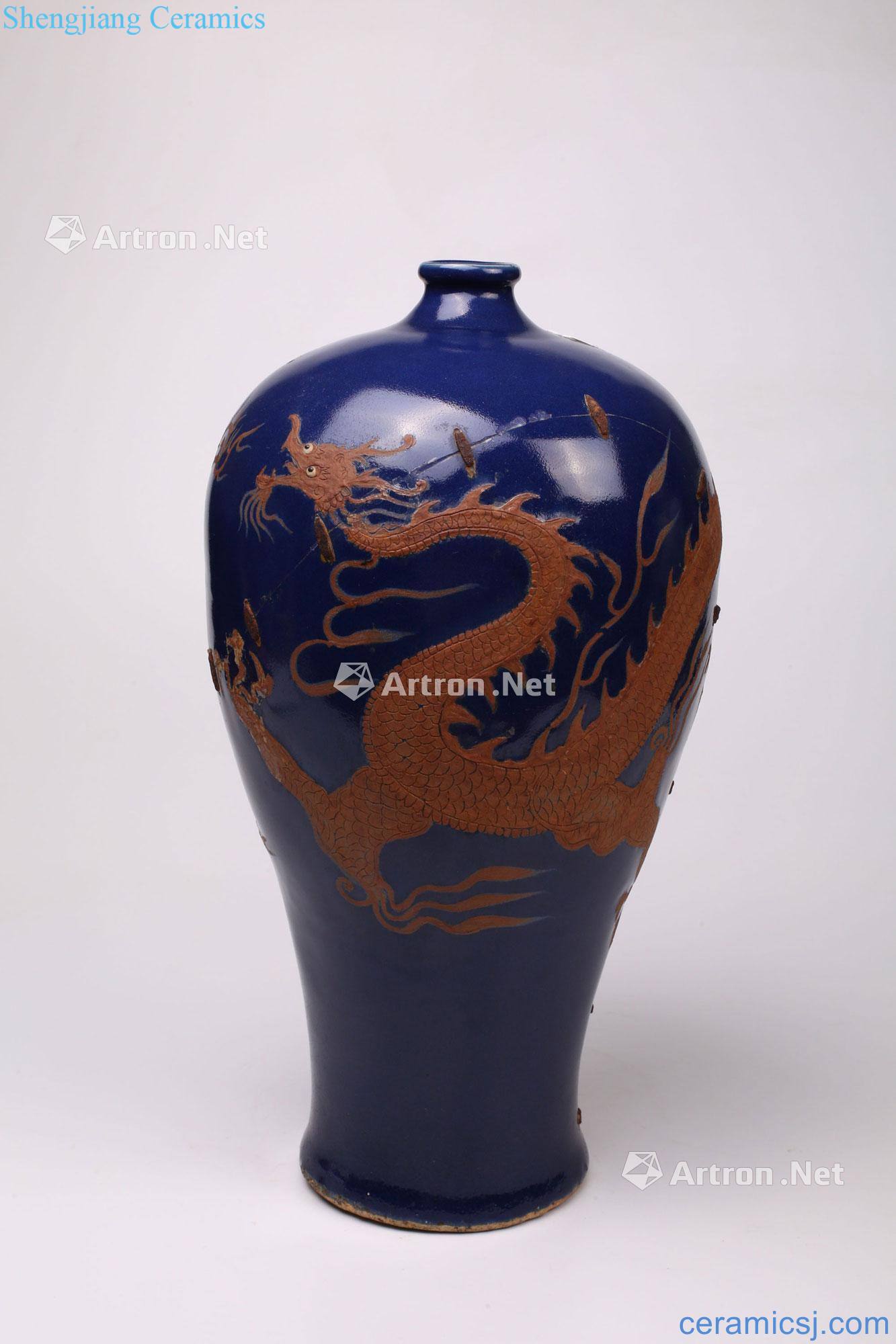 yuan Ji blue glaze panlong grain mei bottle