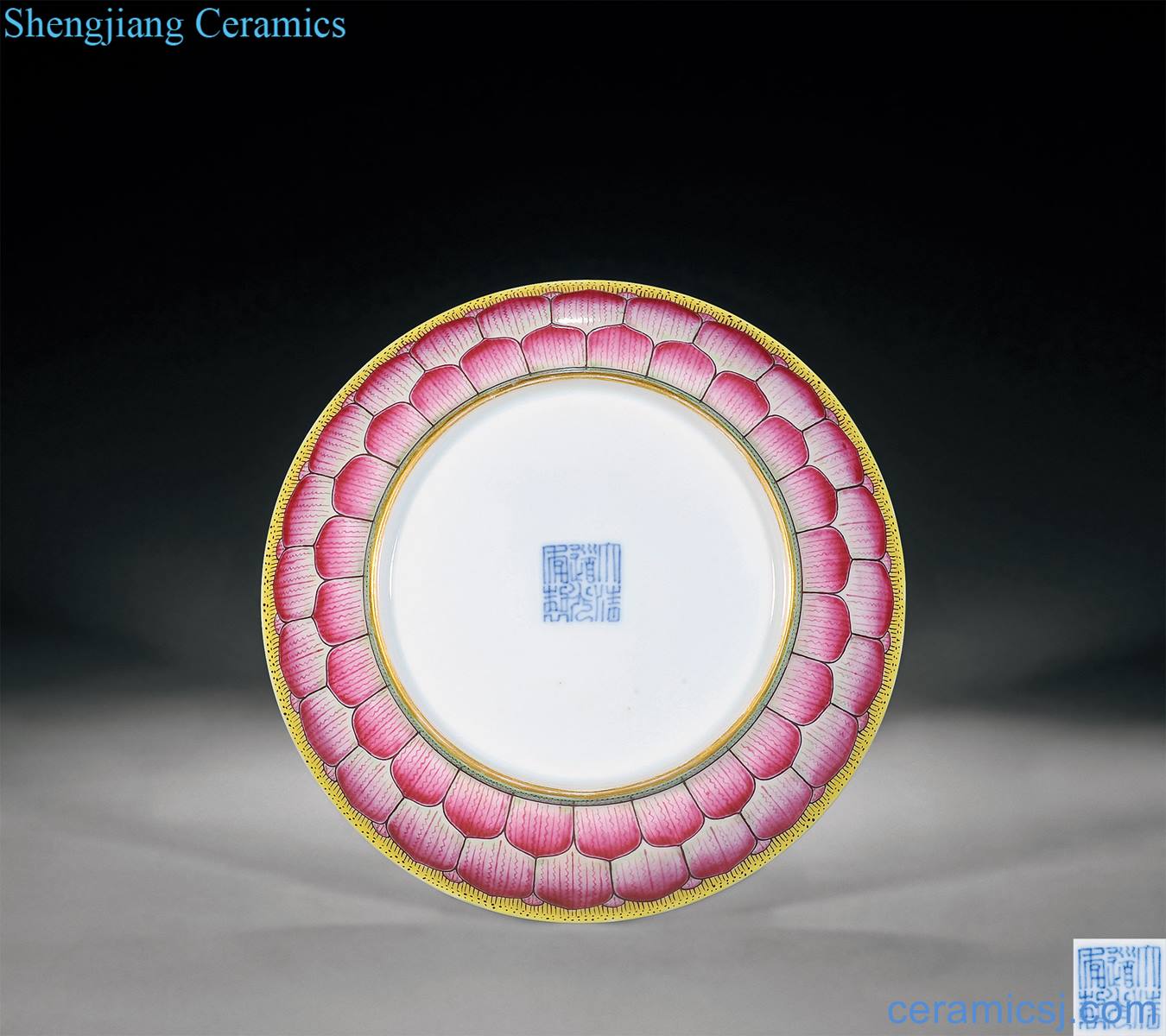 Clear light pastel lotus-shaped plate