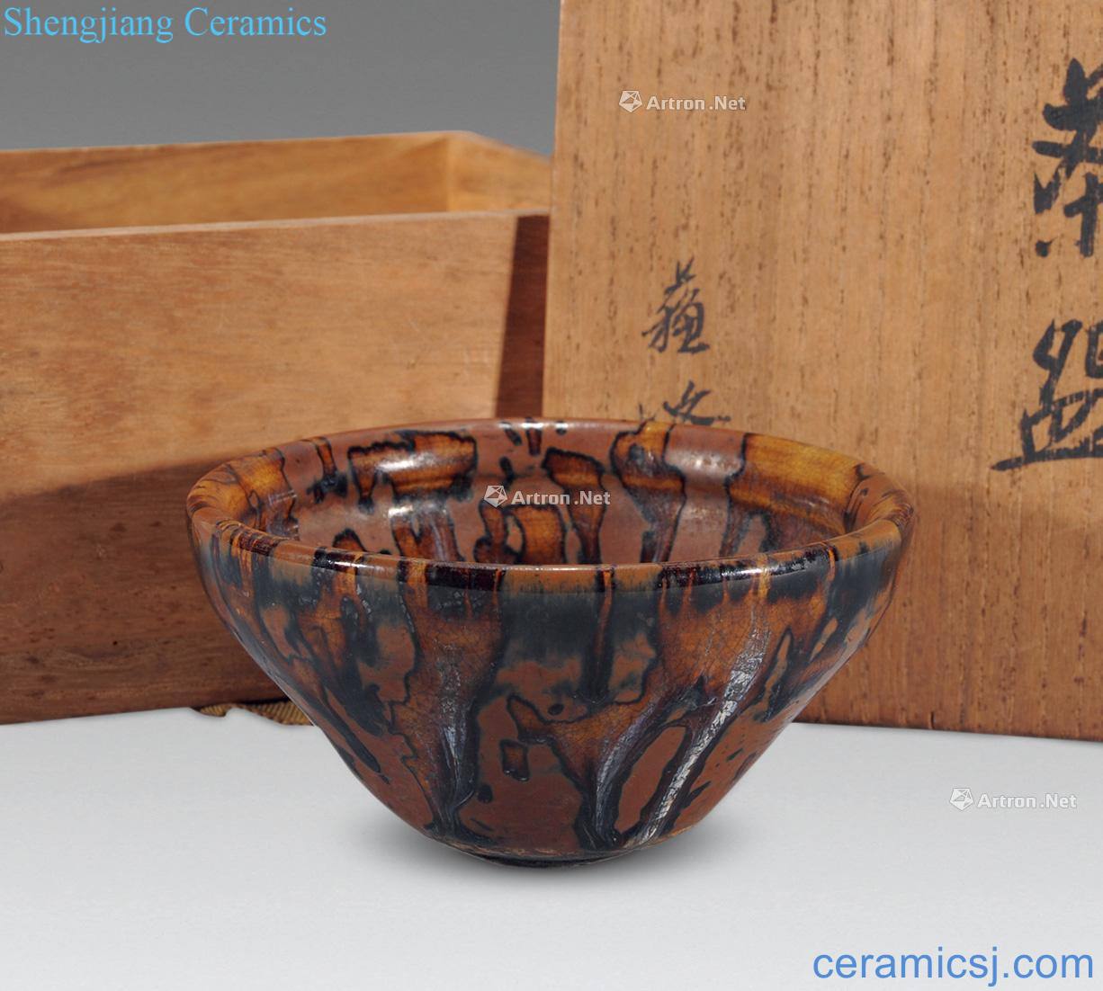 Ming or earlier kiln handless small