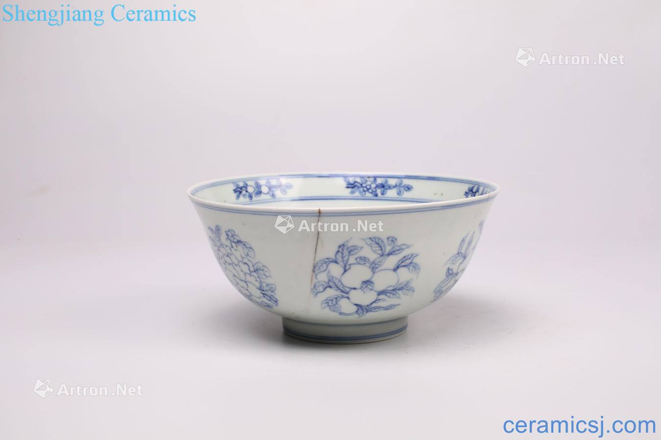 Ming chenghua bowl (with residual crack)