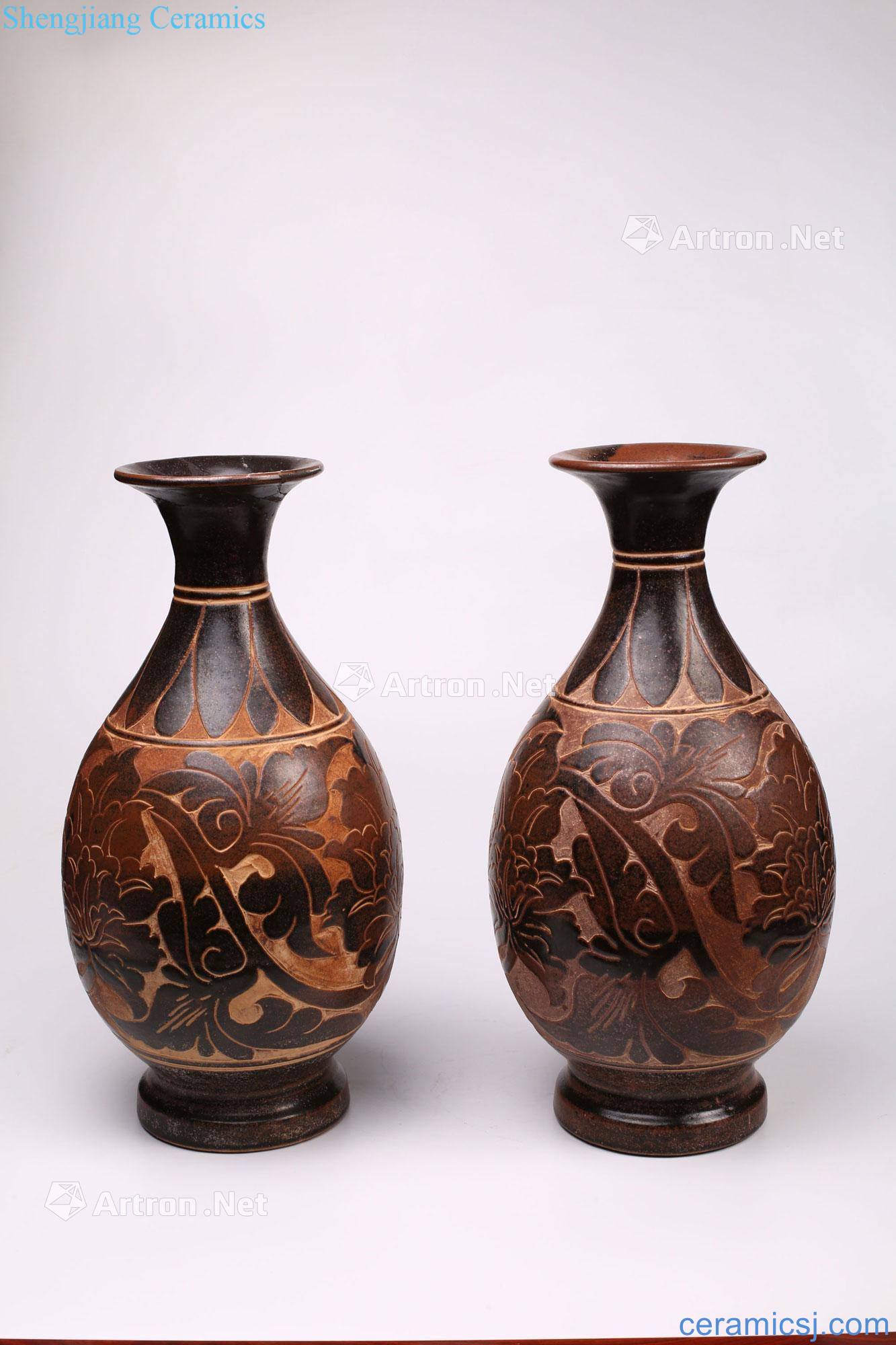 yuan Brown glazed carved flower plum bottle (to)
