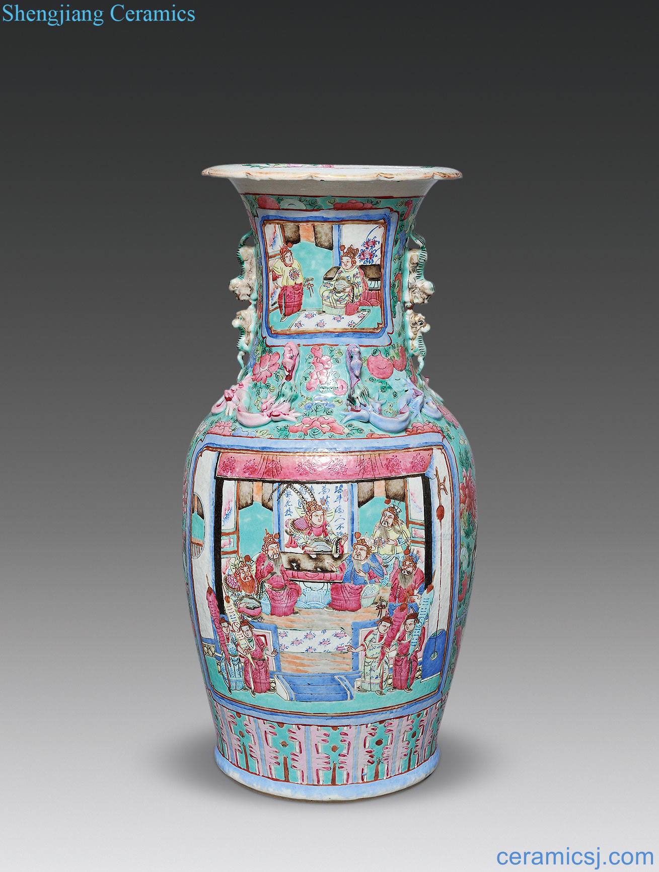 In late qing powder enamel medallion grain beast ear big bottle