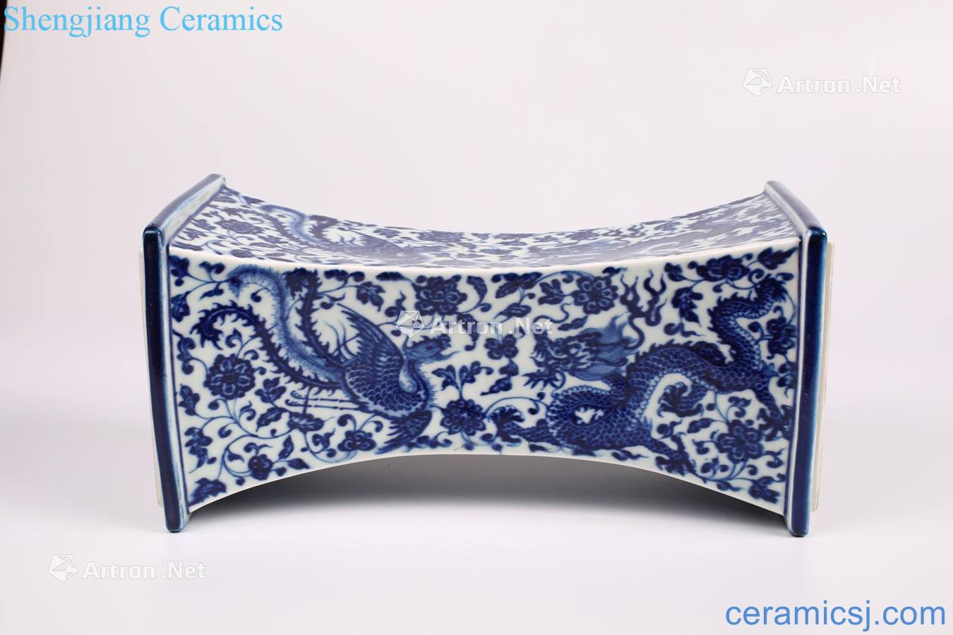 qing Blue and white longfeng lotus flower grain plant pillow