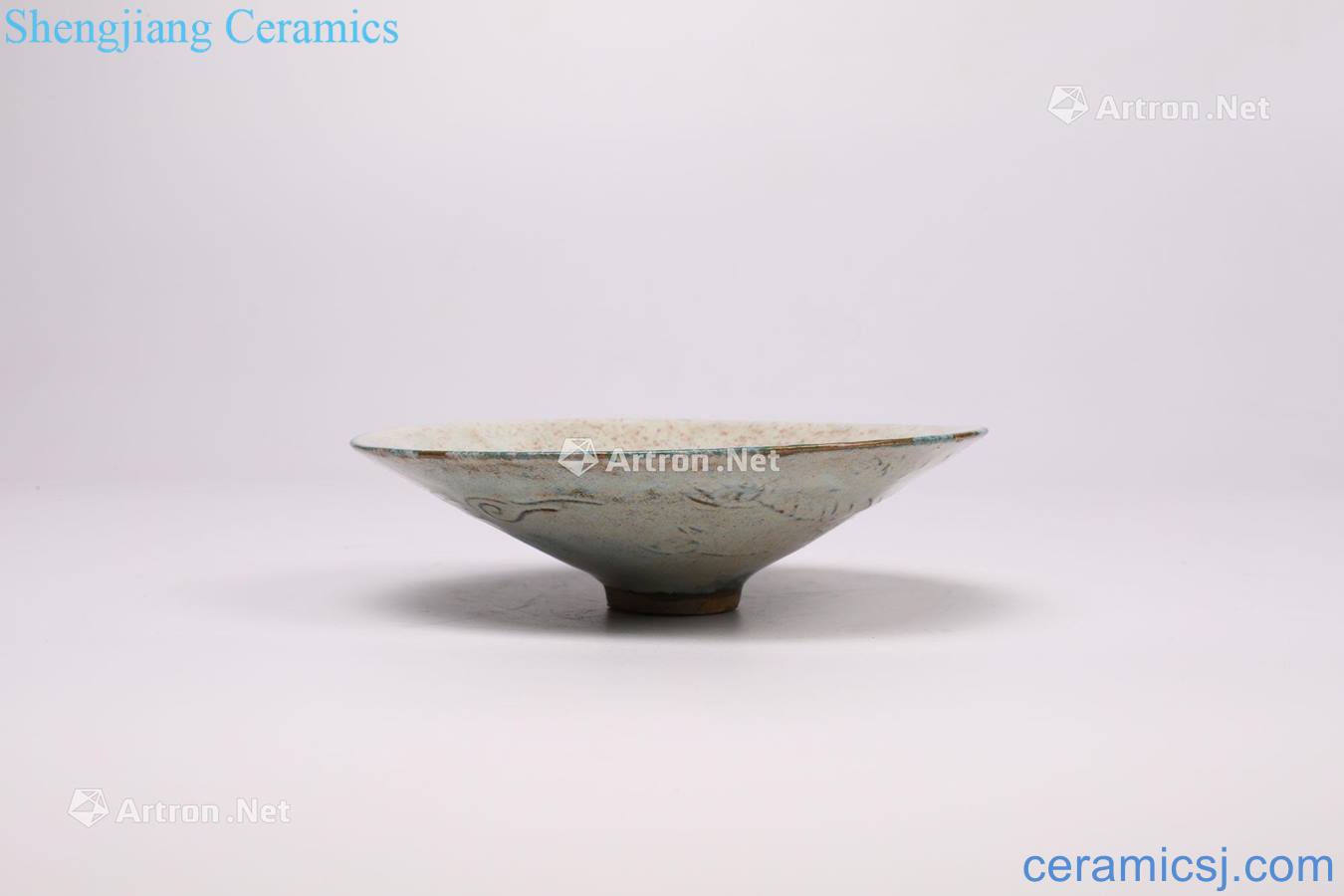 The song dynasty Green glaze phoenix design hat to bowl
