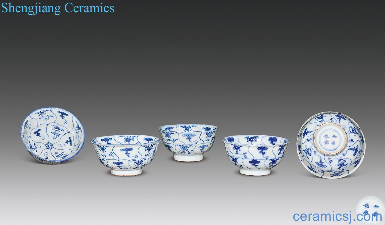 Qing qianlong Blue and white ganoderma lucidum grain cup (five)