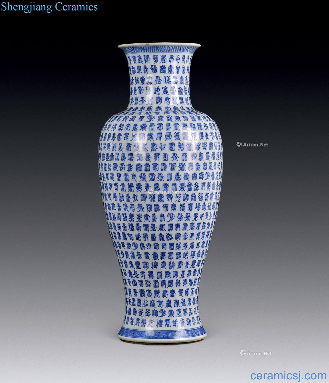 In the qing dynasty Blue and white best life of goddess of mercy bottle