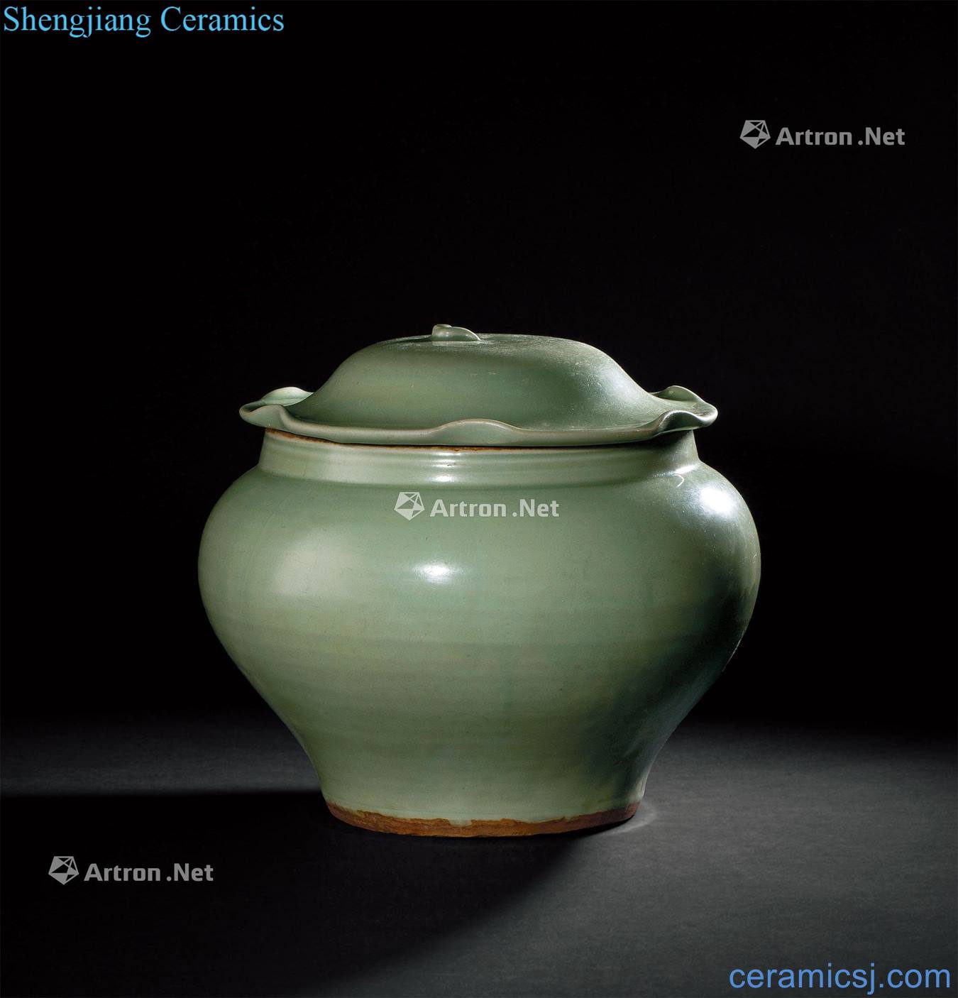 Ming Longquan lotus leaf cover tank