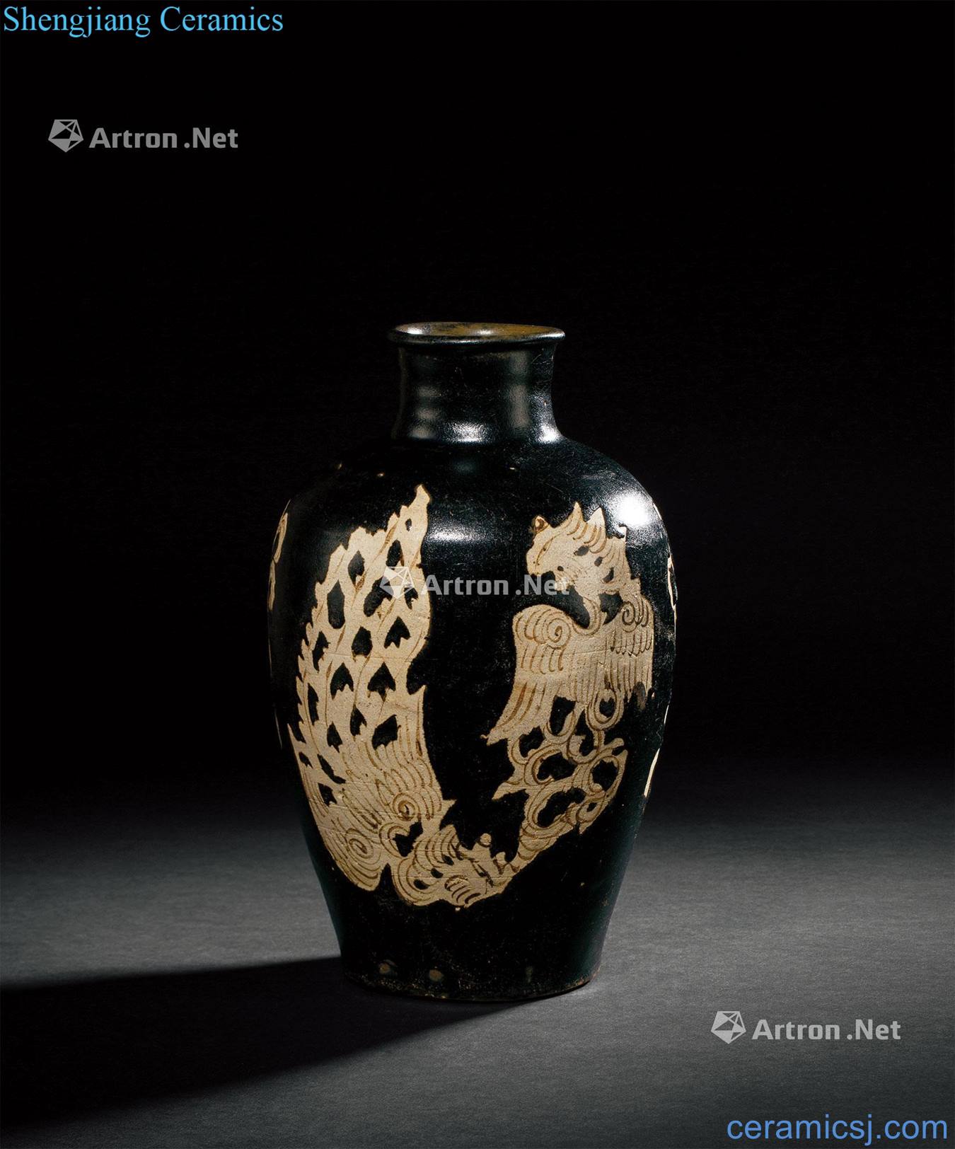 Ming Jizhou kiln black glaze carved flower four grain mei bottles