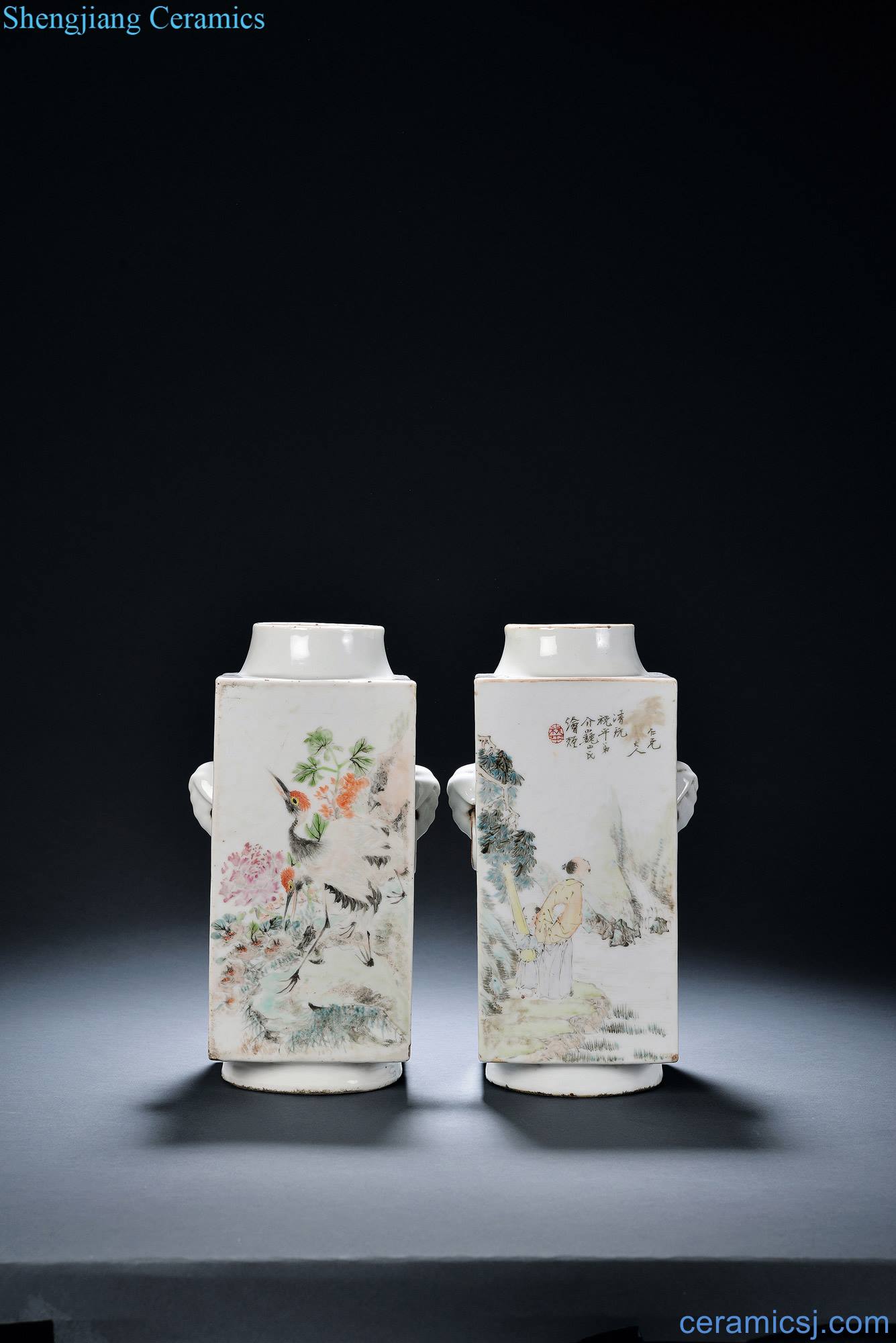 Qing guangxu Ren Huanzhang draw shallow purple color of flowers and birds, people object ear square bottle (a)
