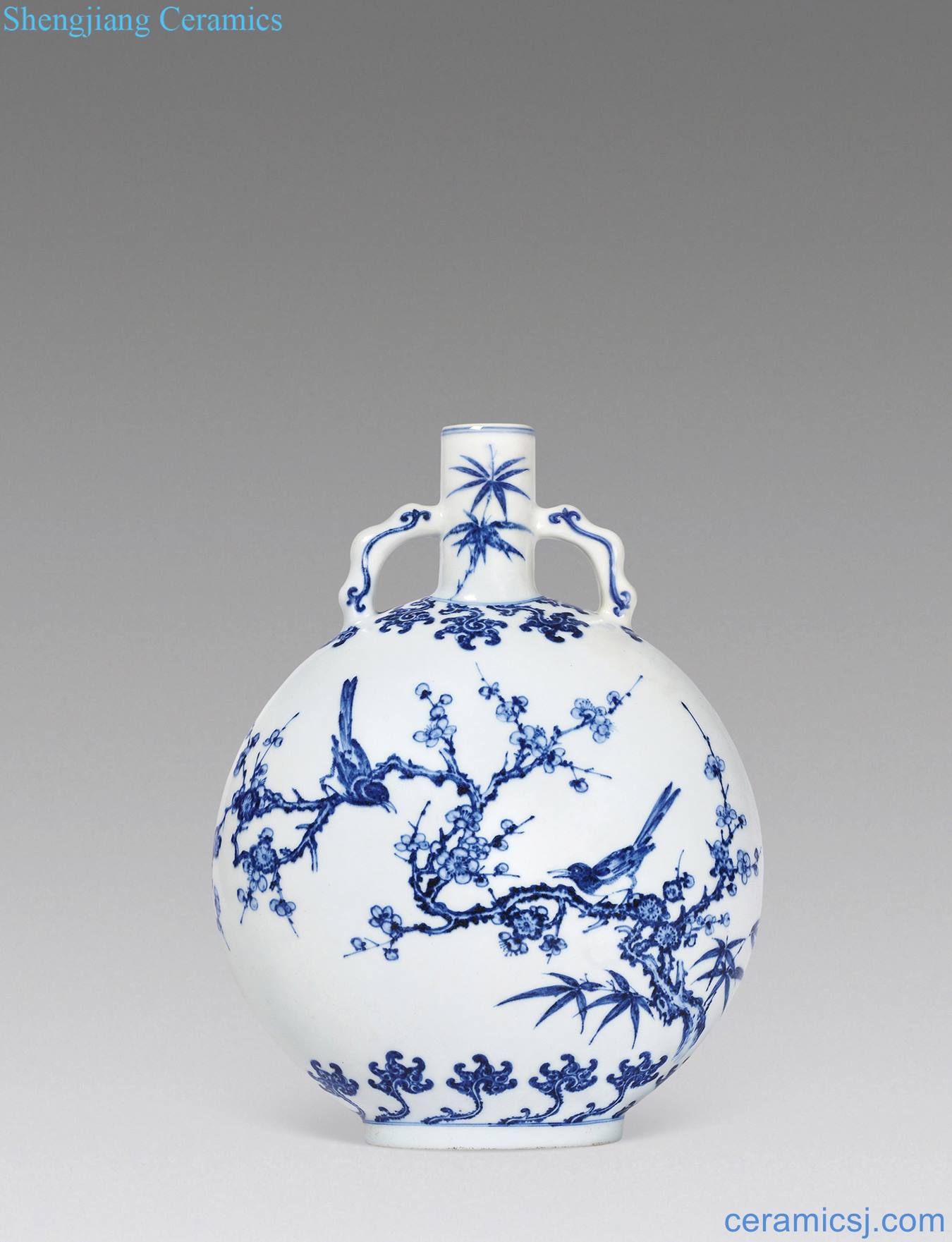 Qing yongzheng blue magpie on mei on the bottle