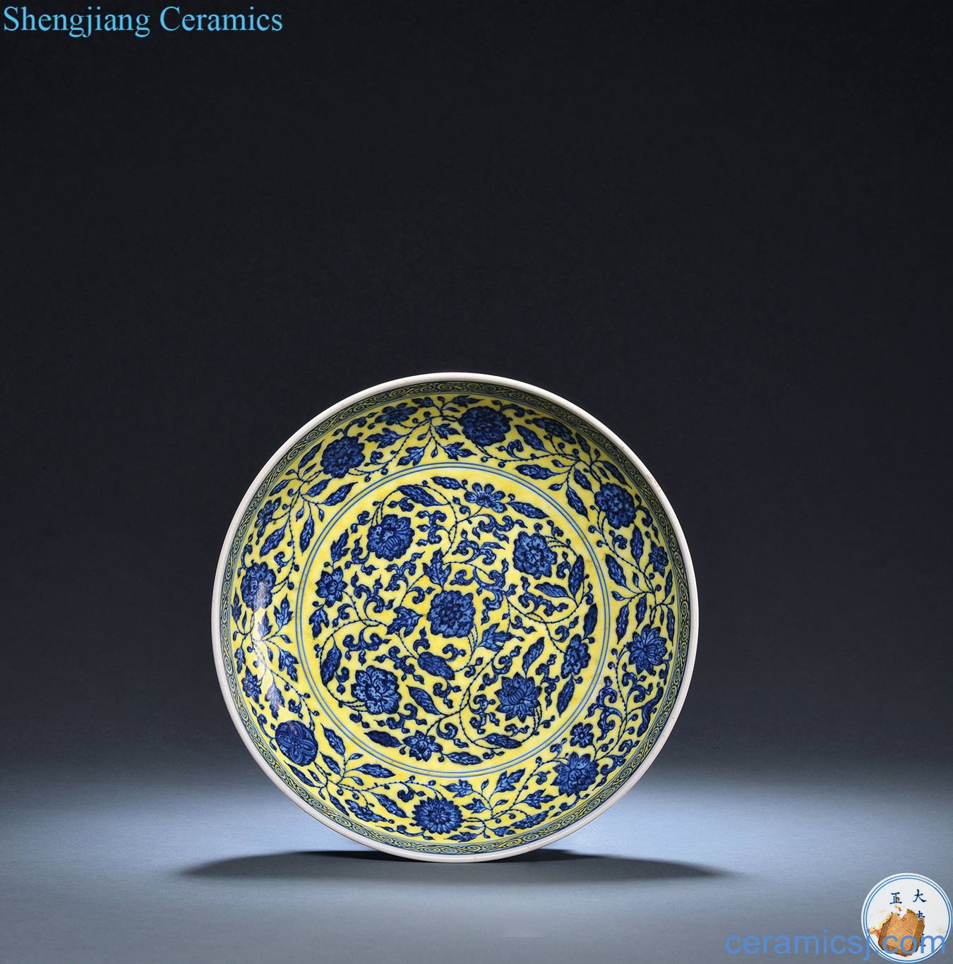 Qing yongzheng Yellow flower blue tie up branches tray