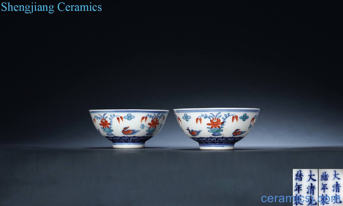 Qing guangxu Bucket color lianchi yuanyang small bowl (a)