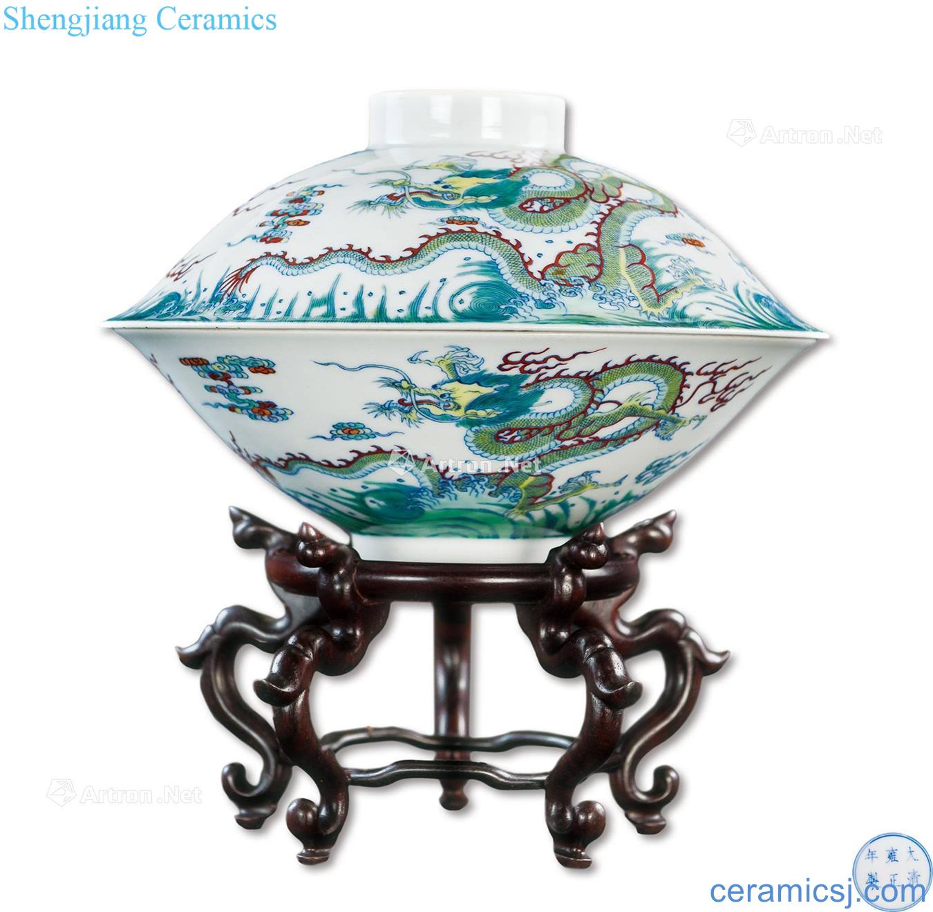 Yongzheng bucket color dragon playing pearl grain hat to bowl with a cover on it