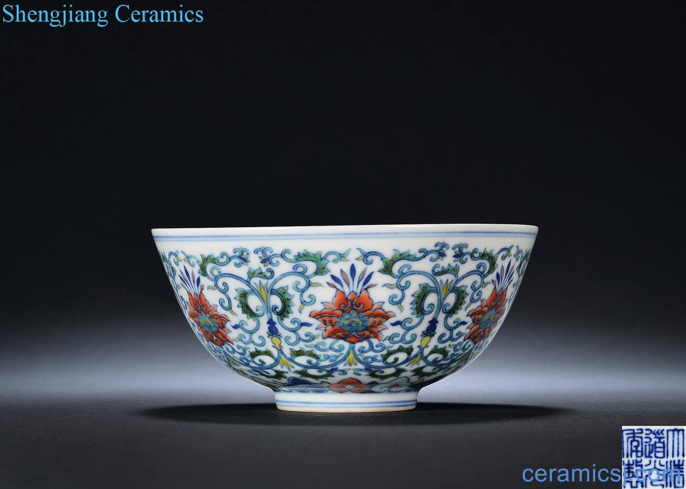 Qing daoguang Bucket color treasure lotus bowl