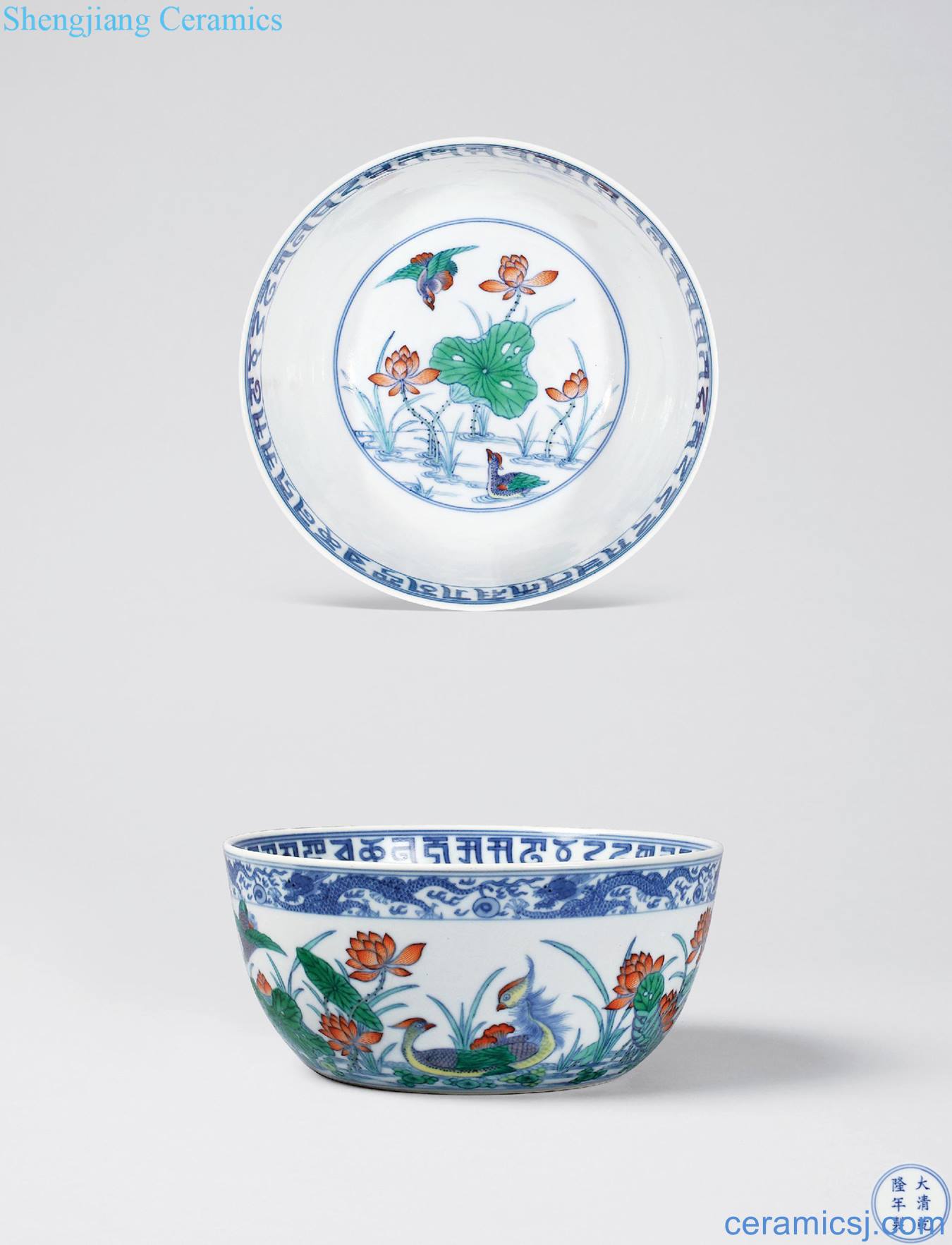 Qing qianlong bucket color figure Sanskrit bowl lotus pond mandarin duck