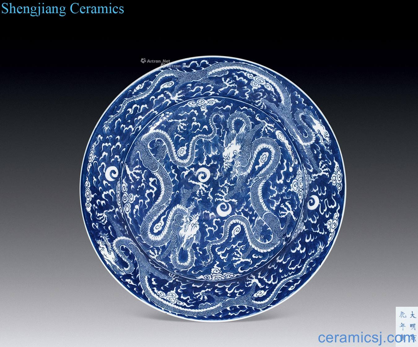 The qing emperor kangxi Blue and white ssangyong rob beads grain exposure