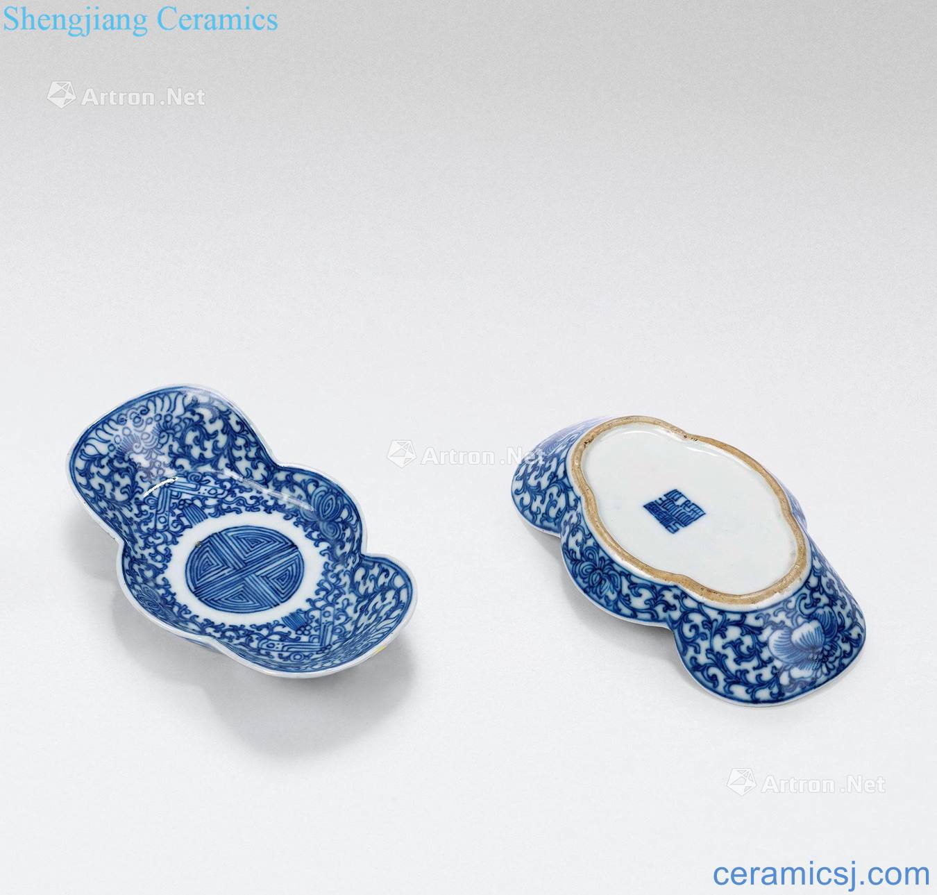 Qing qianlong Blue and white tie up lotus flower tea boat (a)