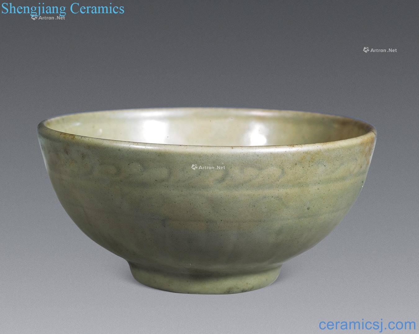 Ming Longquan carved lotus grain bowl