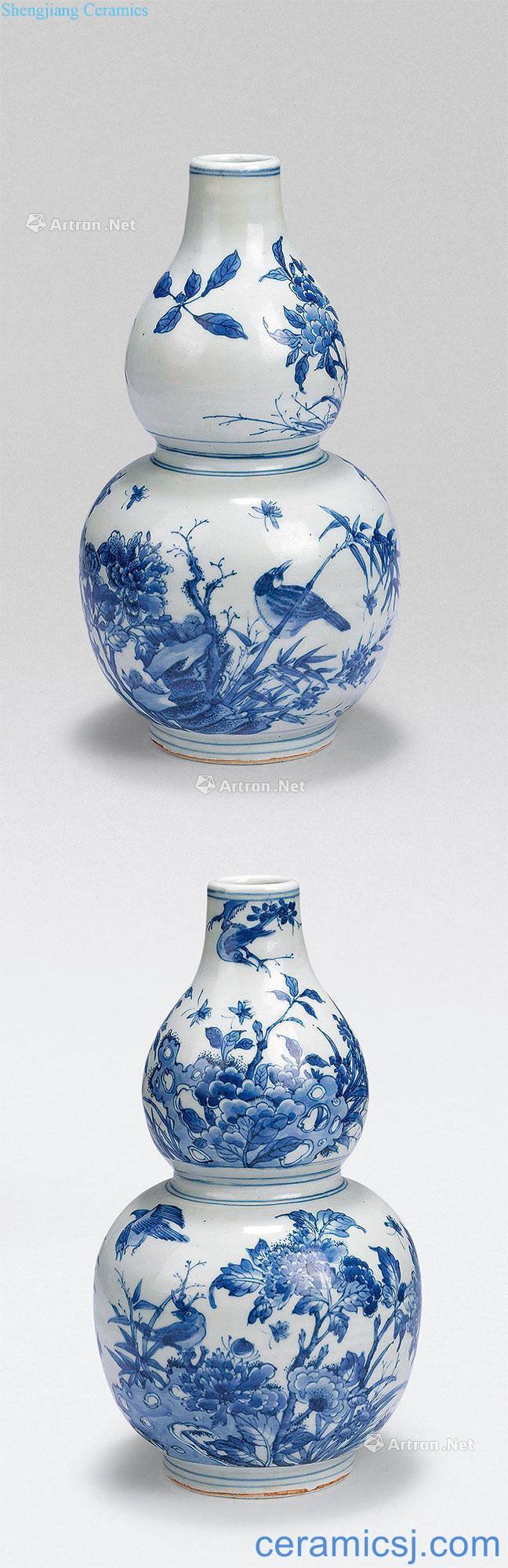 Ming Blue and white flower on the gourd bottle (a)