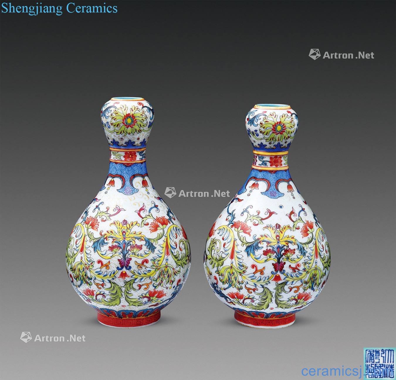Qing qianlong pastel flowers grain garlic bottle (a)