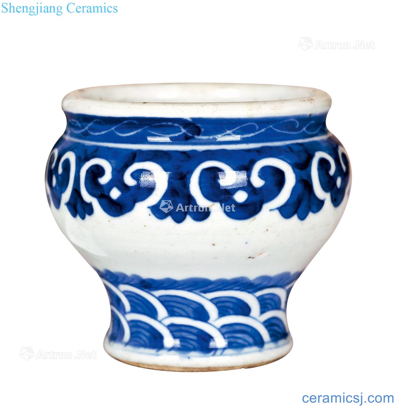 Emperor qianlong Blue and white ruyi moire