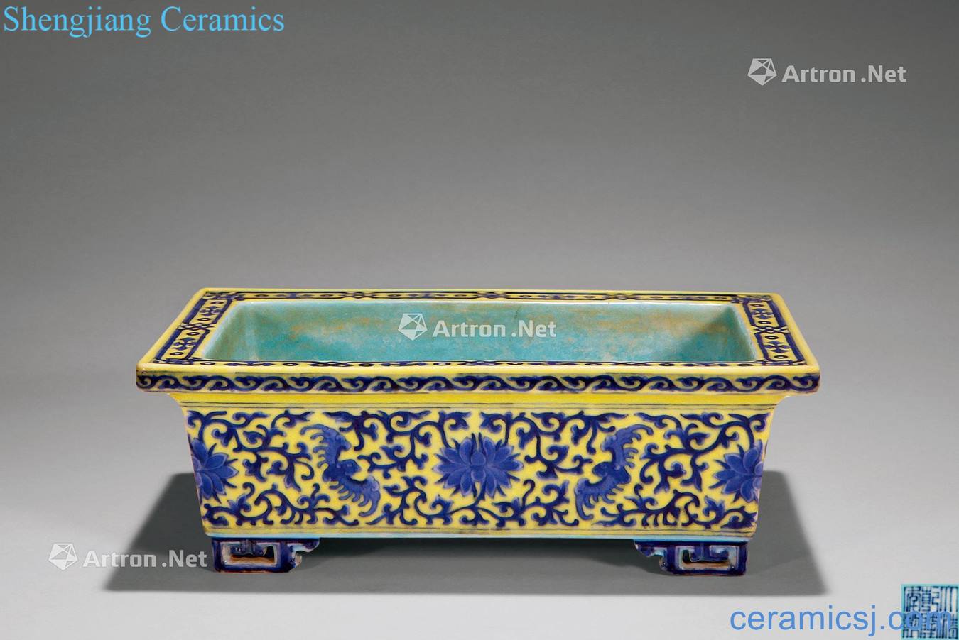 Qing qianlong Yellow blue and white tie up branches live lines narcissus basin