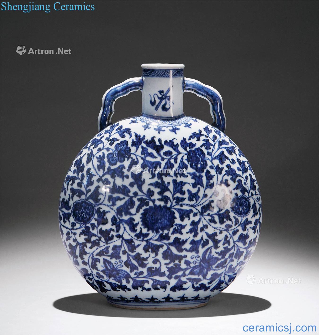 Qing qianlong Blue and white lotus flower grain flat bottles