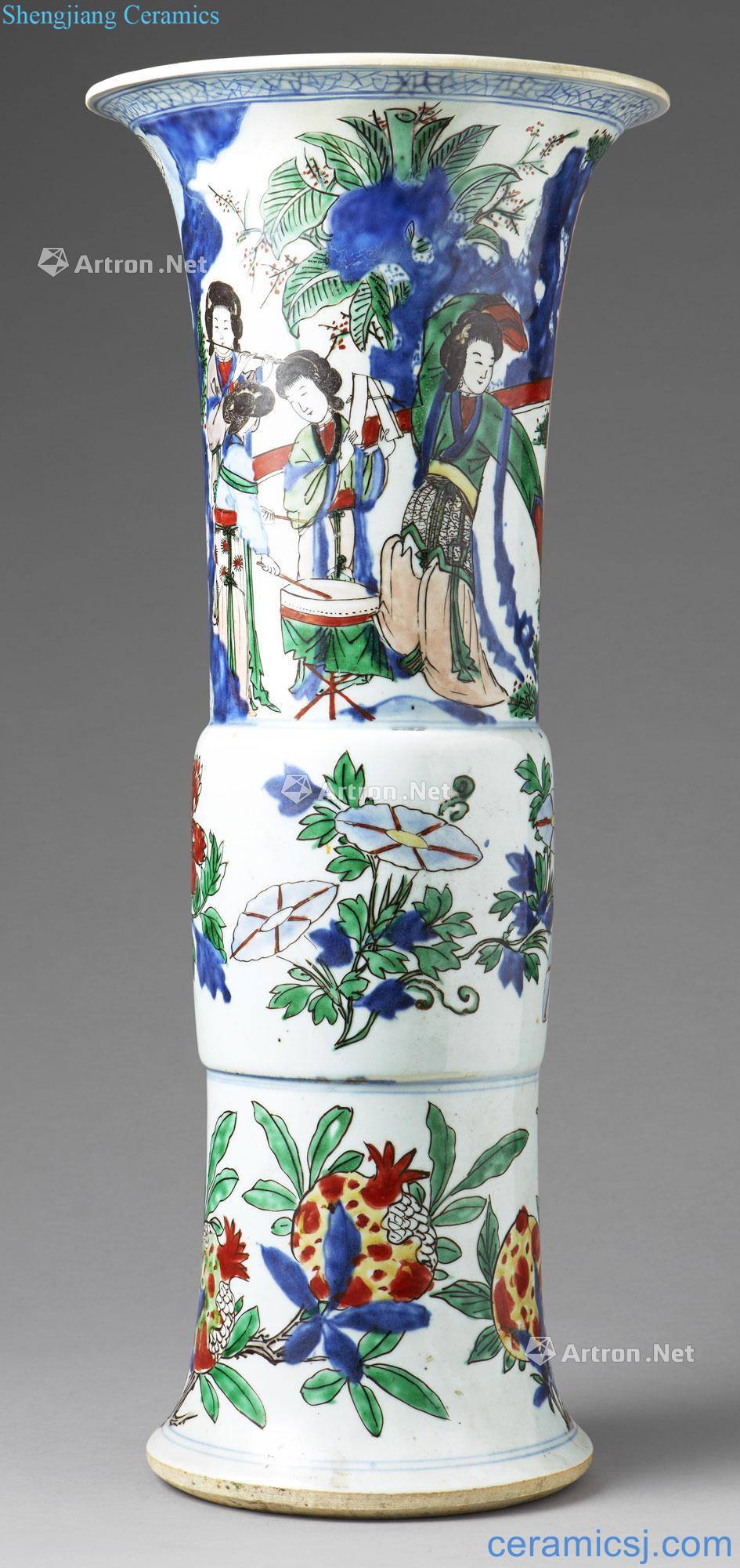 Shunzhi colorful flower vase with a bottle