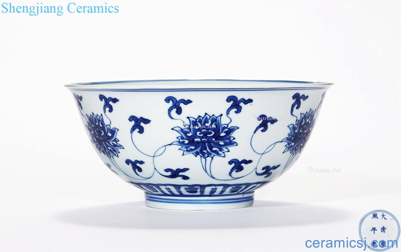 The qing emperor kangxi Blue and white lotus flower bowls
