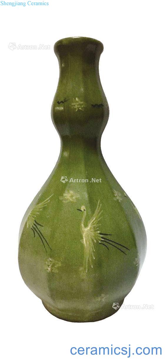 Koryo celadon eight arrises okho spring bottle