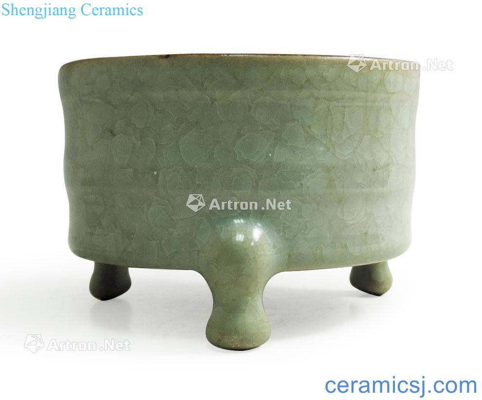 Longquan spiral grain furnace with three legs