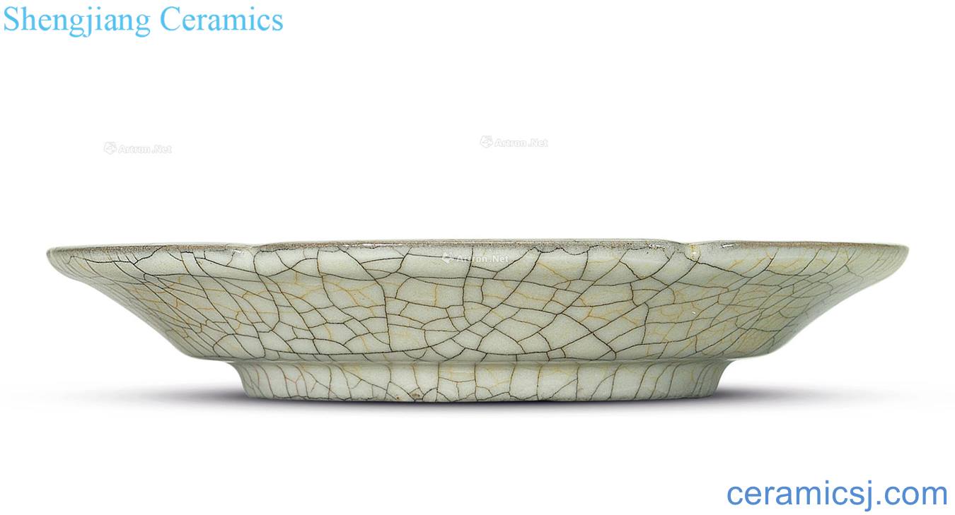 The southern song dynasty kiln kwai mouth tray