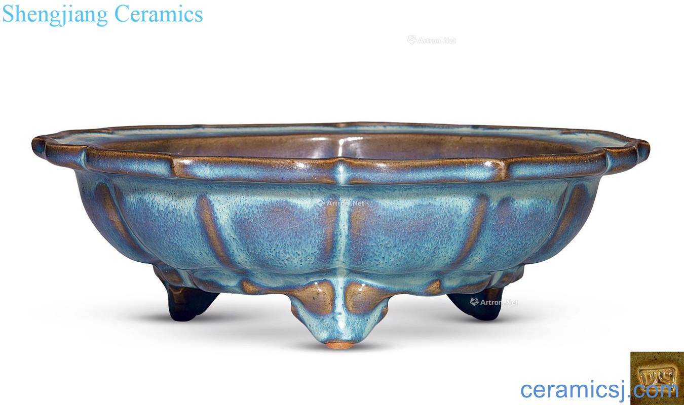 Yuan/Ming Sky blue glaze masterpieces ling flowers mouth basin
