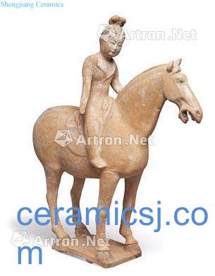 Tang painted pottery female figurines on horseback
