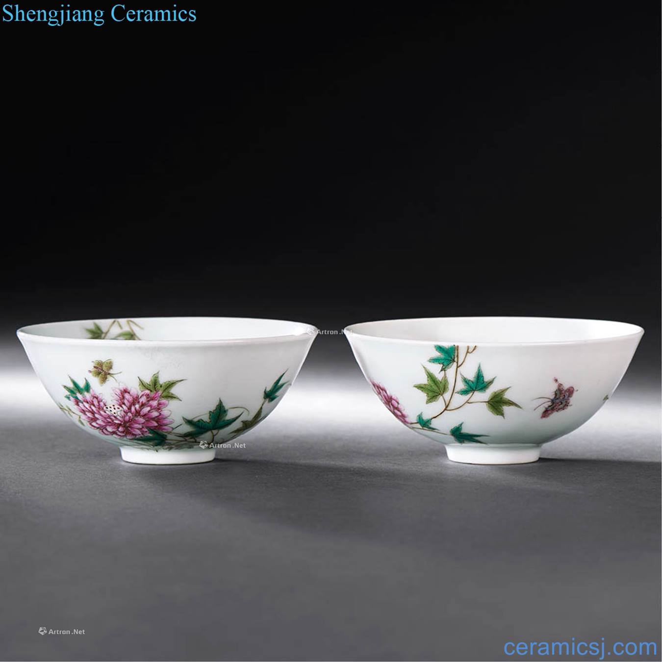 Clear pastel flowers green-splashed bowls (a)