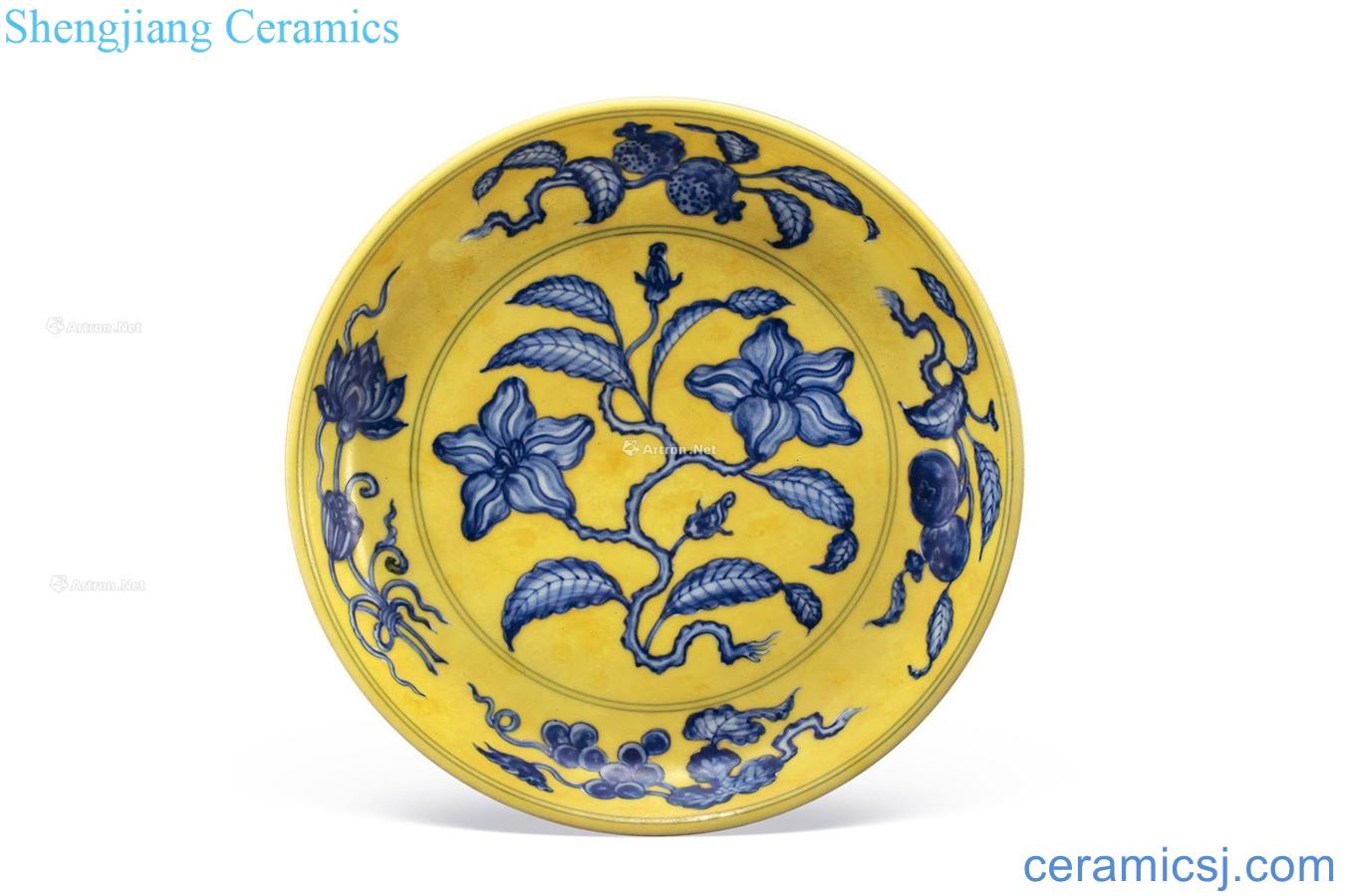 Ming hongzhi Yellow blue and white flower fruit tray