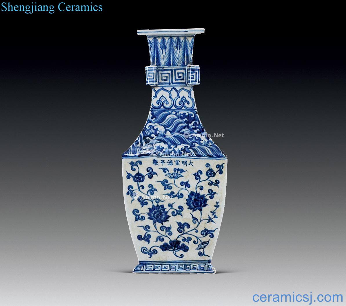 Daming jintong Blue and white triangle bottle
