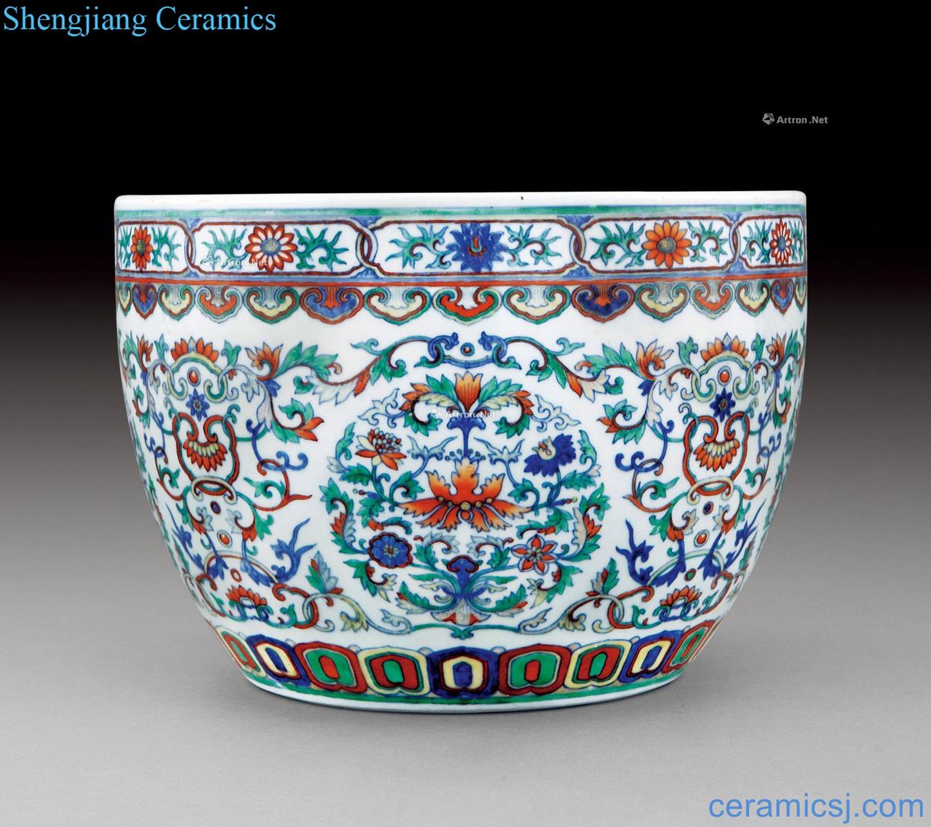 Qing qianlong bucket colors in floral print cylinder