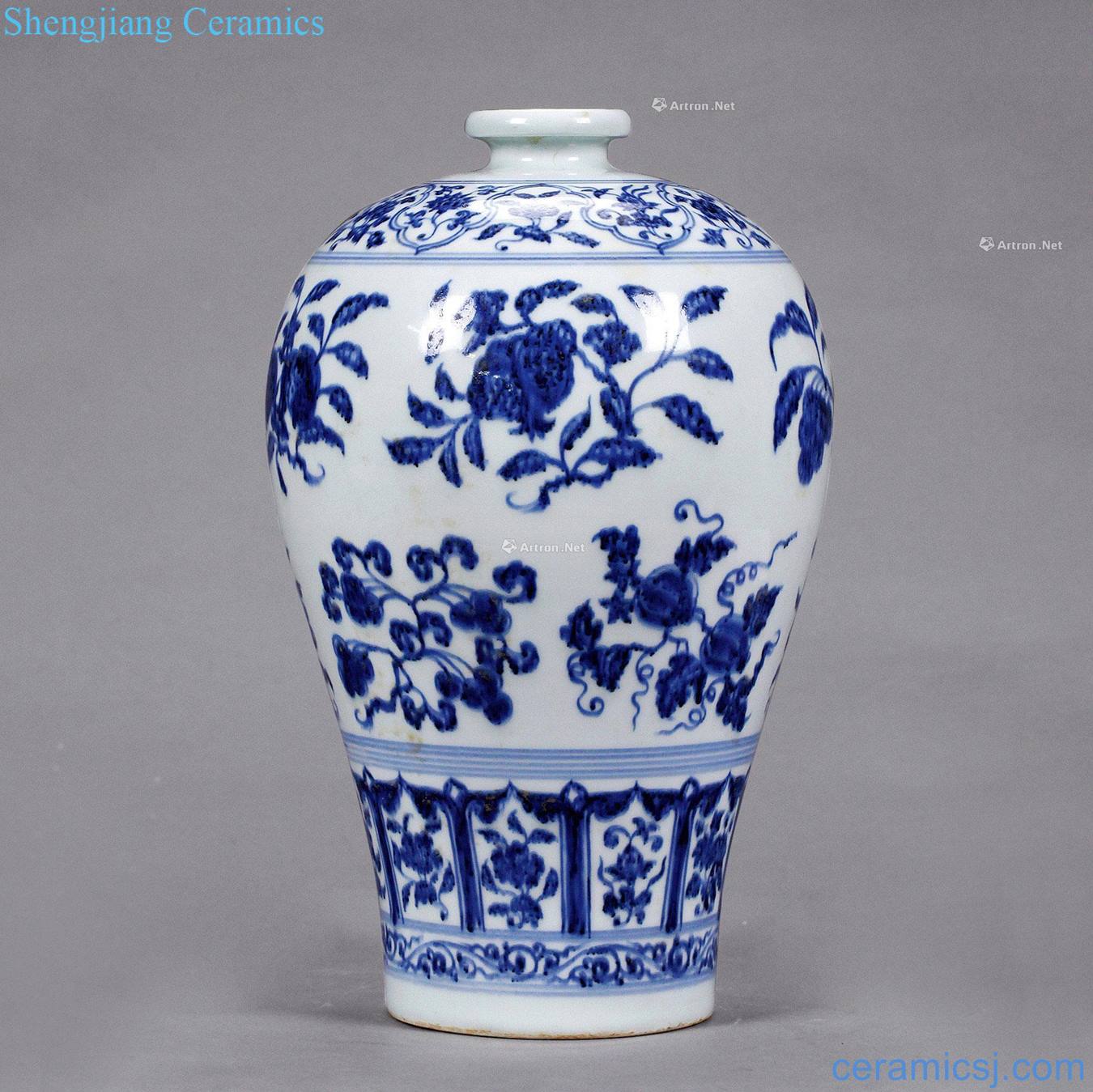 Ming yongle Blue three flowers GuoMei bottles