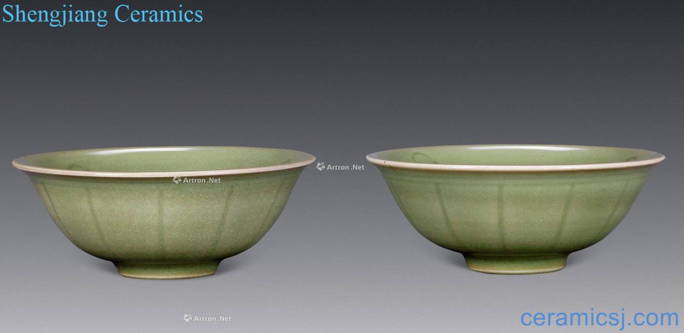 Longquan glazed bowl (a)