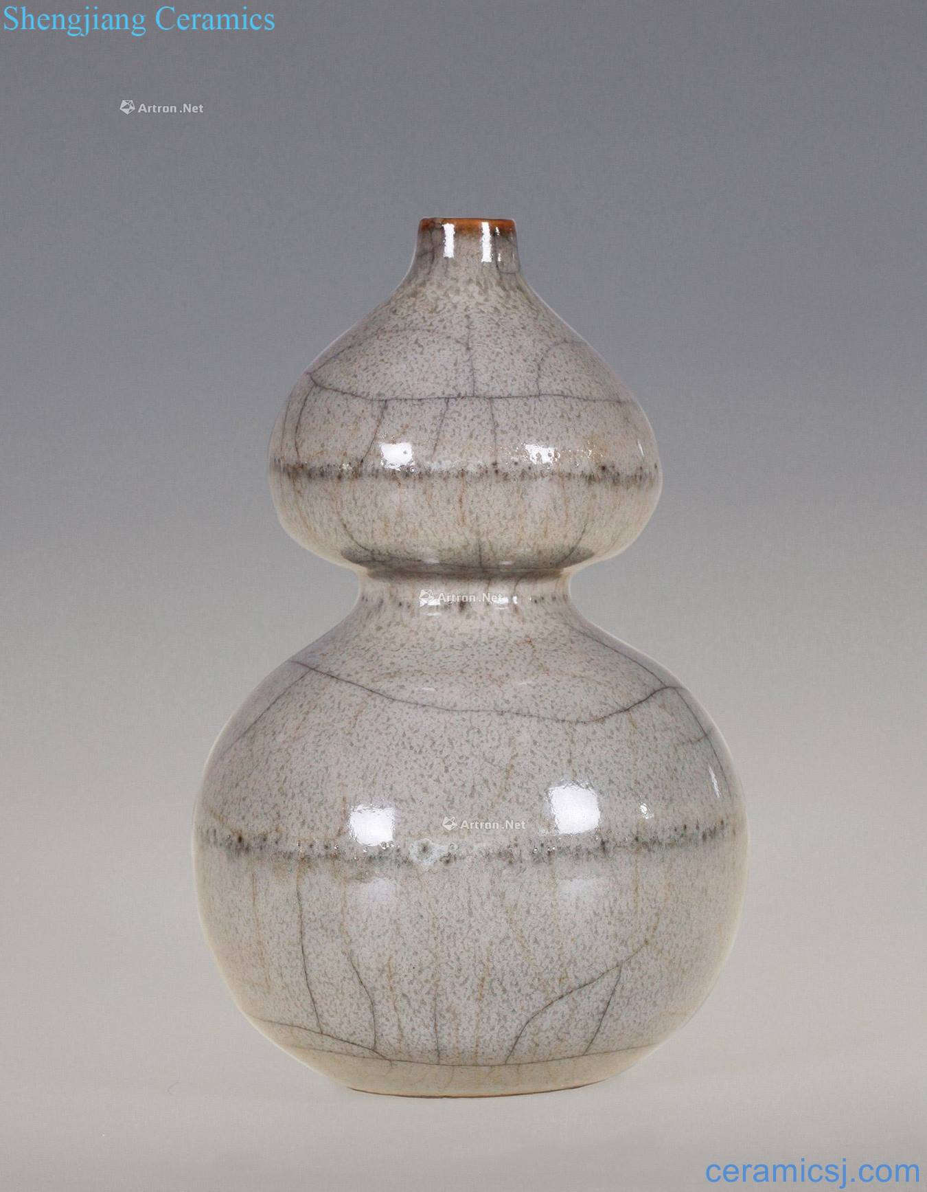 The song dynasty longquan gourd bottle