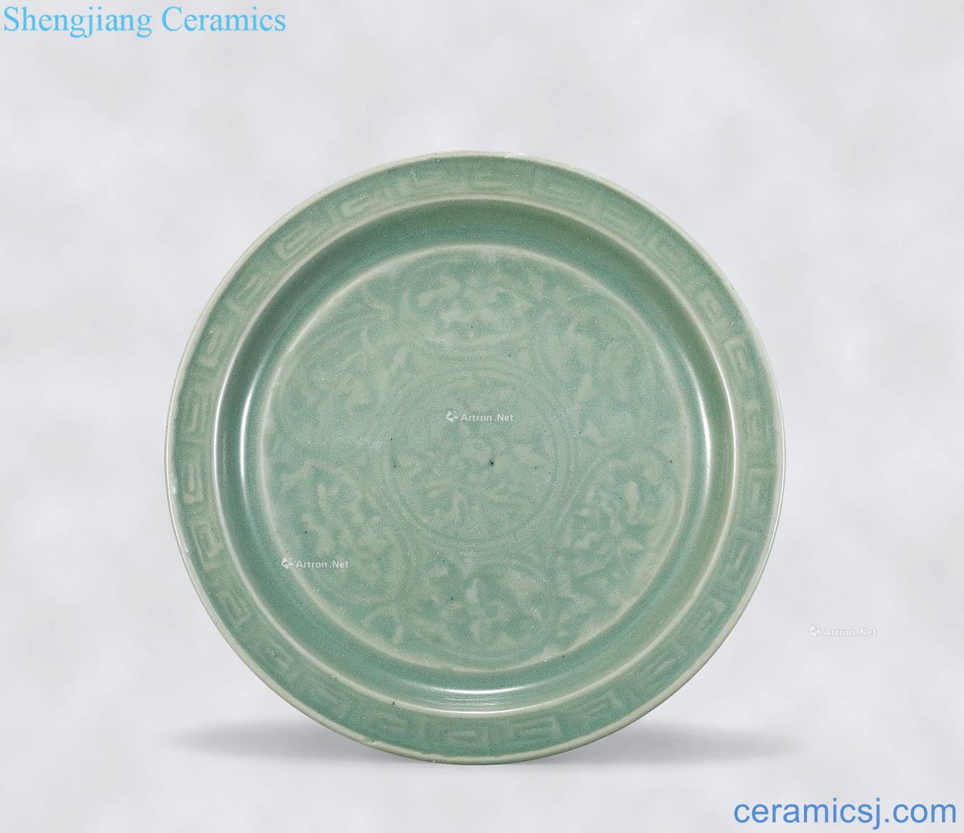 Ming hongwu Longquan celadon in states Cut branches flower grain fold along the plate