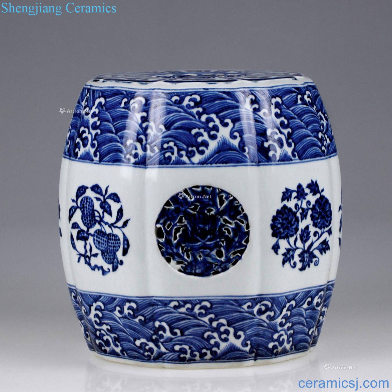 Ming xuande Blue sea wind flowers anise tambourine