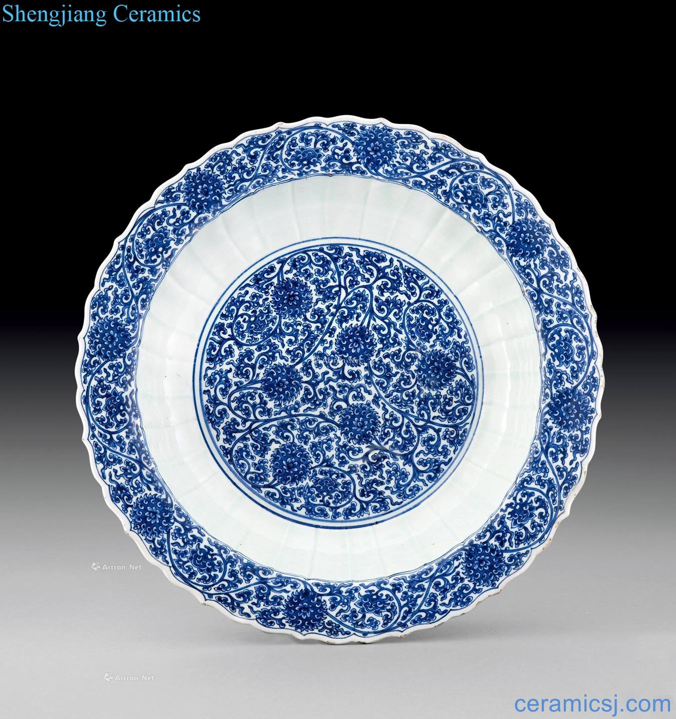 The qing emperor kangxi Blue and white lotus flower grain kwai mouth the broader market