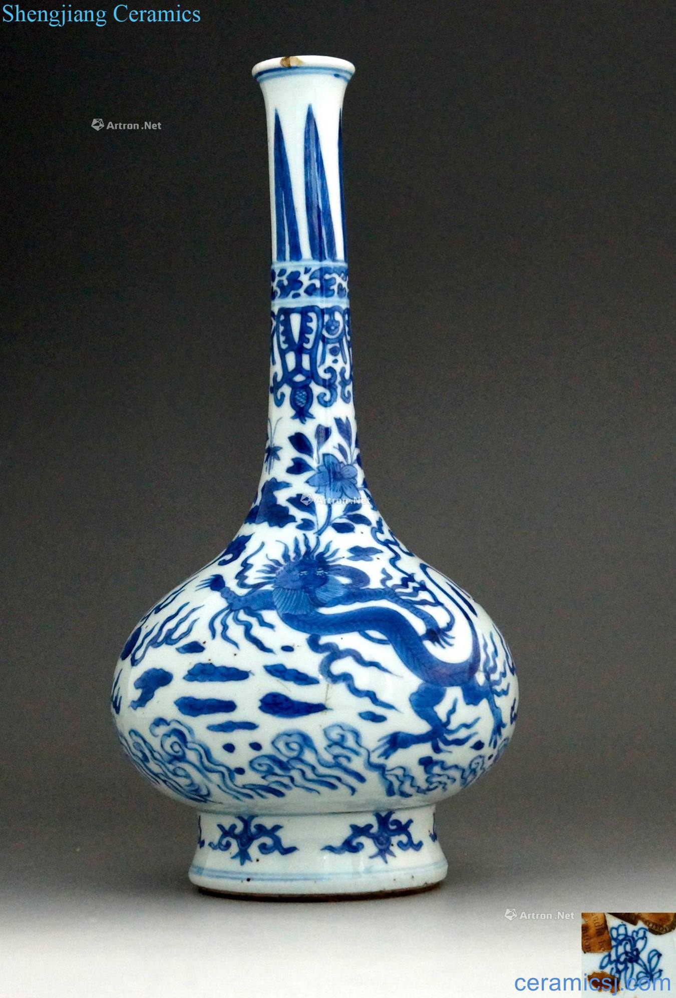 The qing emperor kangxi Blue and white floral design