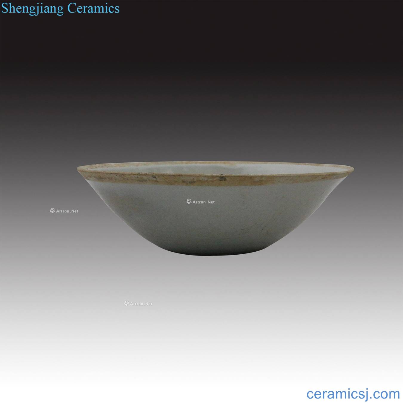 The song dynasty Left kiln shadow blue glaze dark hand-cut bowl